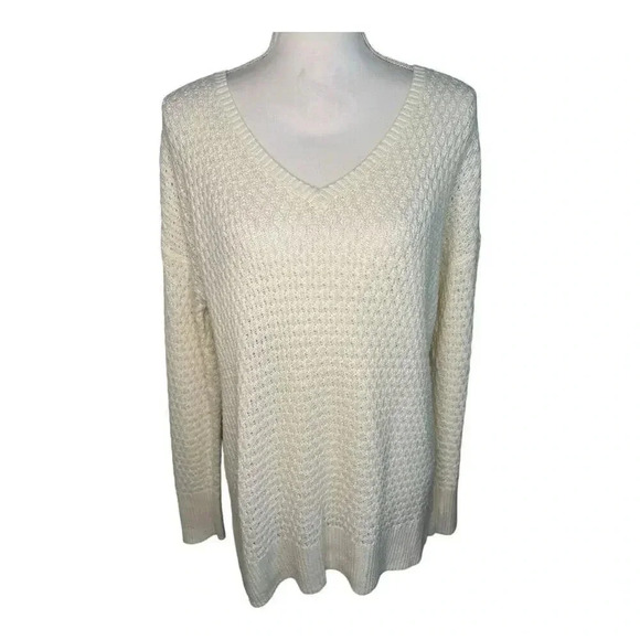 American Eagle Outfitters Women’s Size‎ Medium Lightweight Cream V-Neck Sweater - Picture 1 of 7